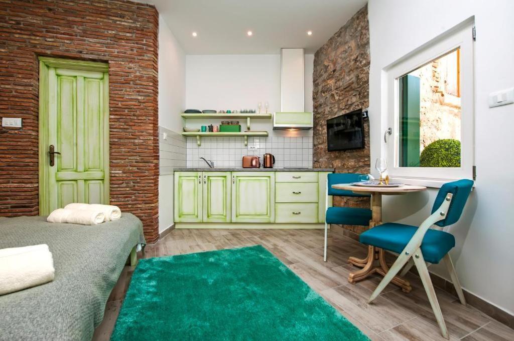 Studio Verde Ровінь Екстер'єр фото